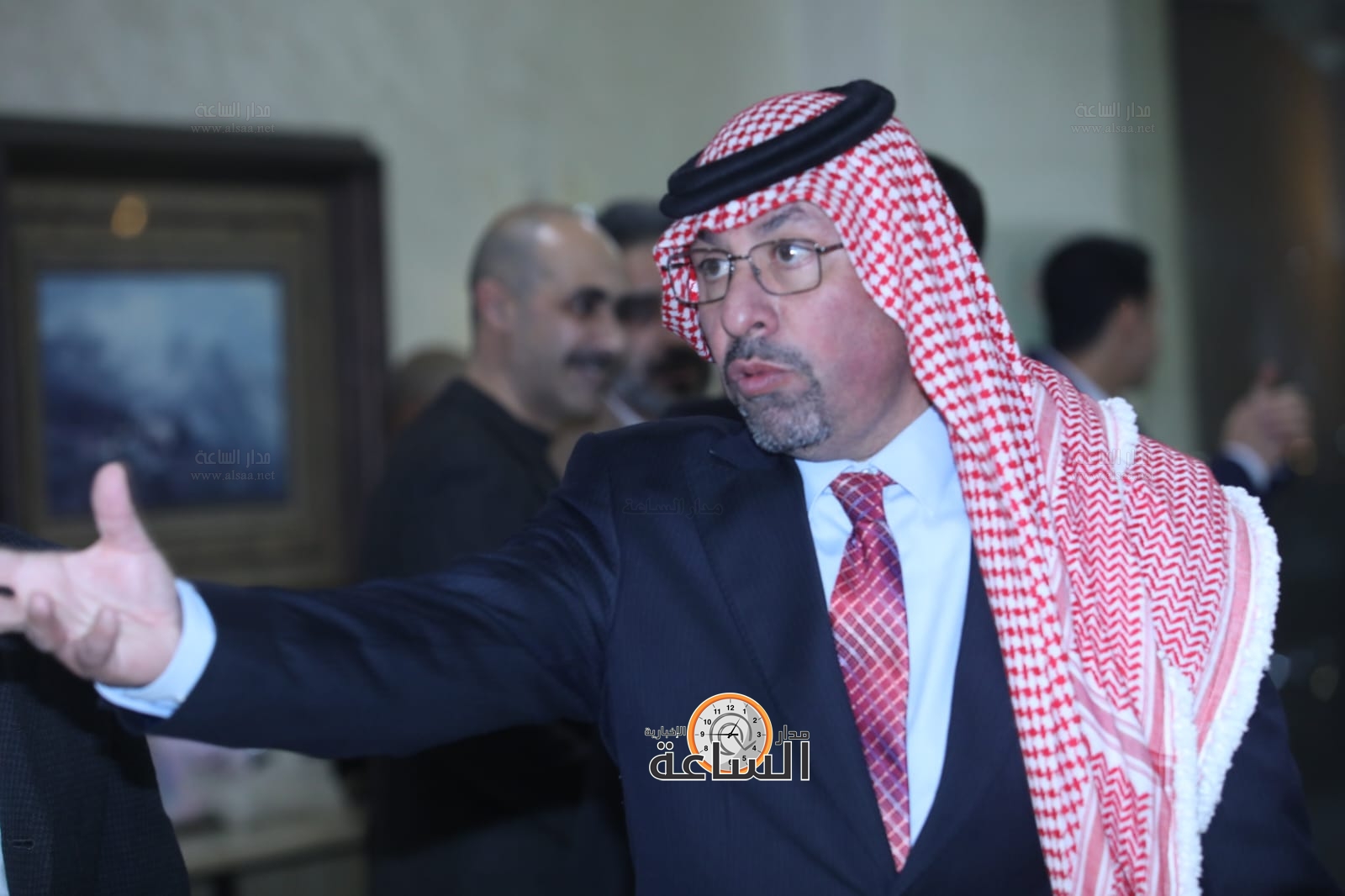 Madar Al-Saa Images 0.7519357065105985