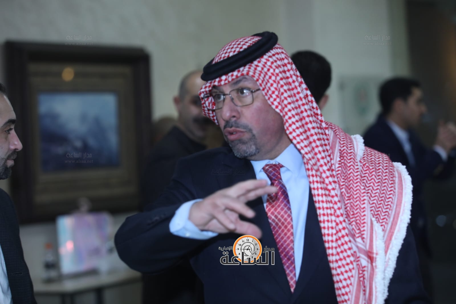 Madar Al-Saa Images 0.10790264854059162