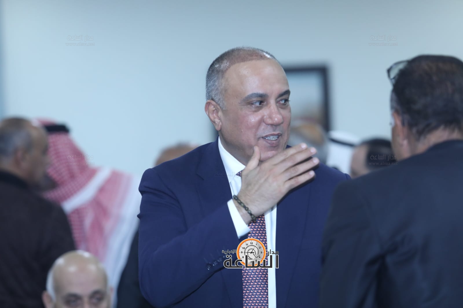 Madar Al-Saa Images 0.6427574221098211