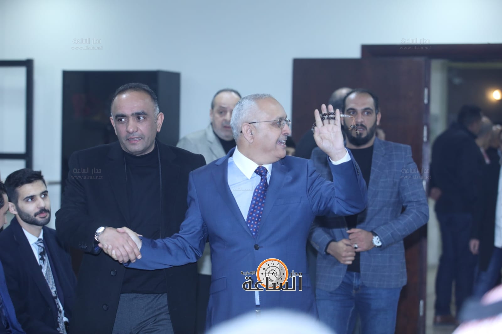 Madar Al-Saa Images 0.24964194827495612