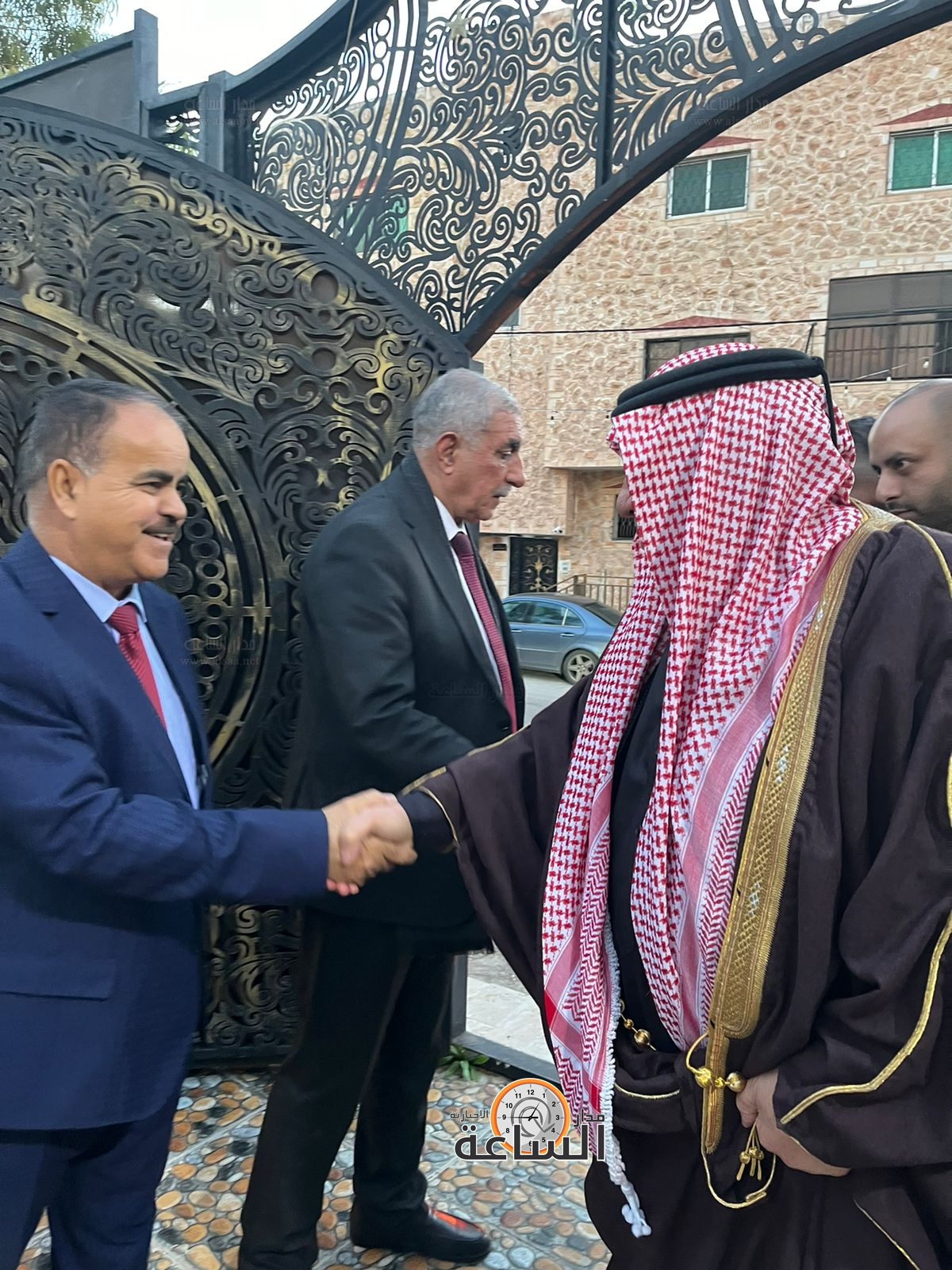 Madar Al-Saa Images 0.35356320960678267