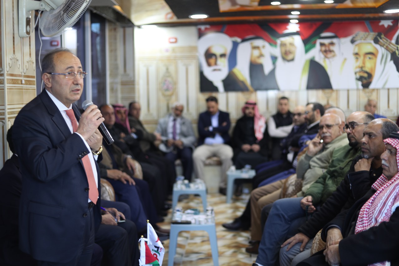 Madar Al-Saa Images 0.6630632467680089