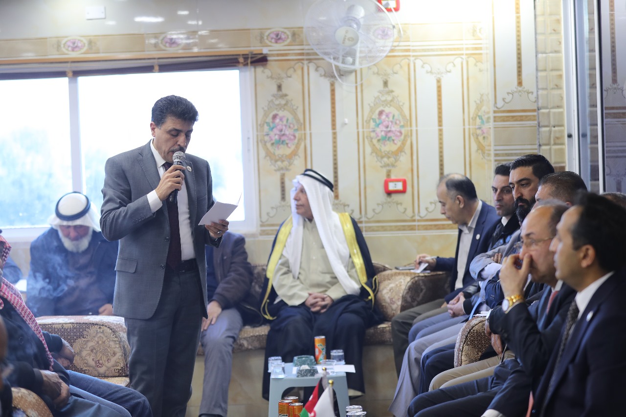 Madar Al-Saa Images 0.16773715087481755