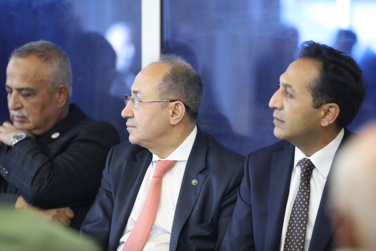 Madar Al-Saa Images 0.717326076807089