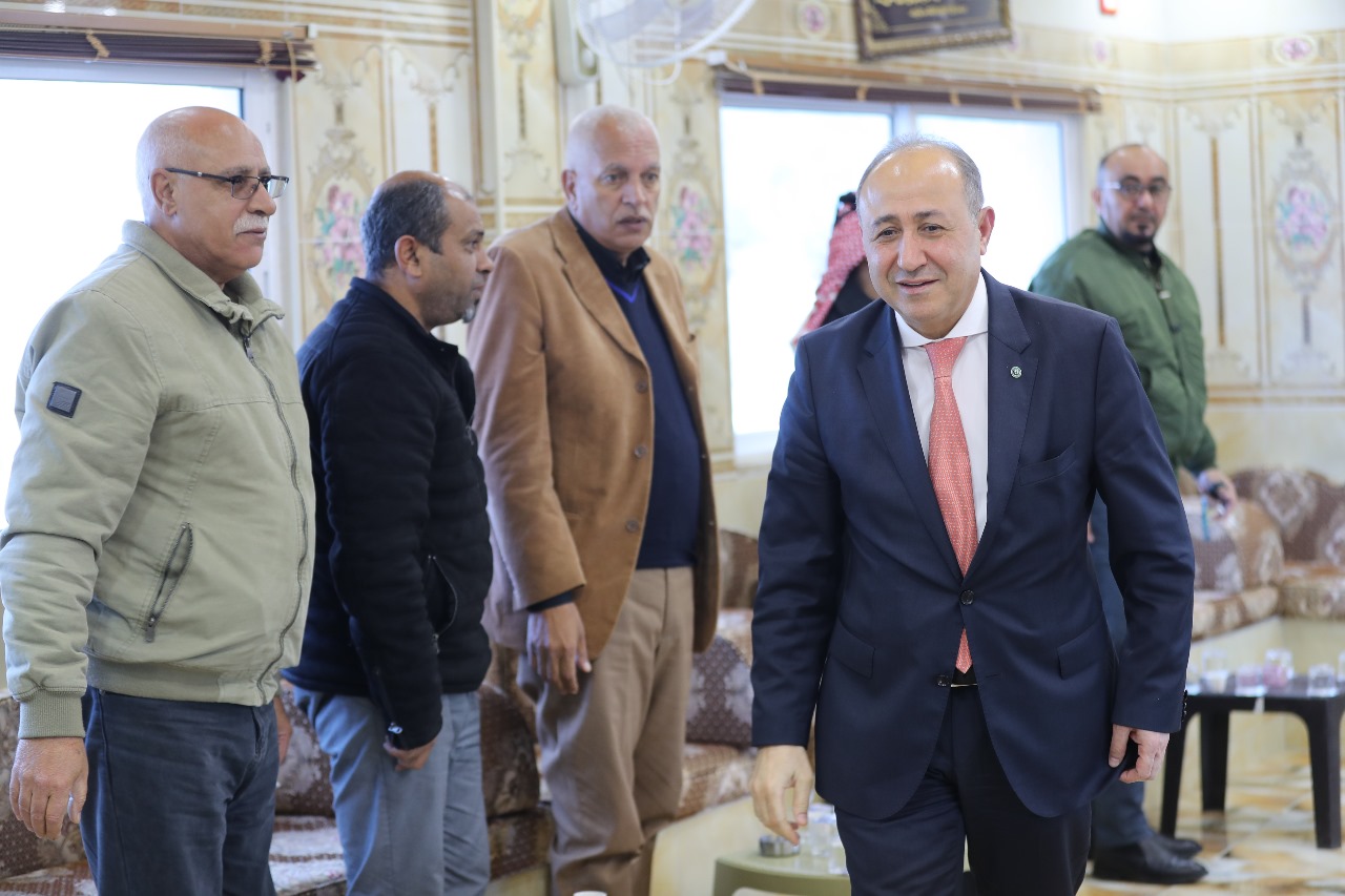 Madar Al-Saa Images 0.09757459325468965