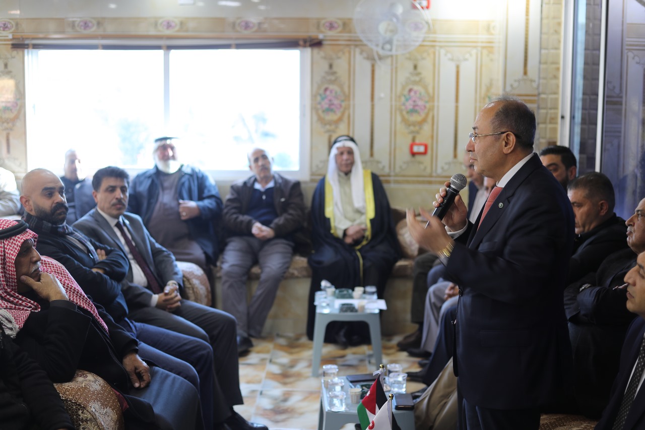 Madar Al-Saa Images 0.6858356148056