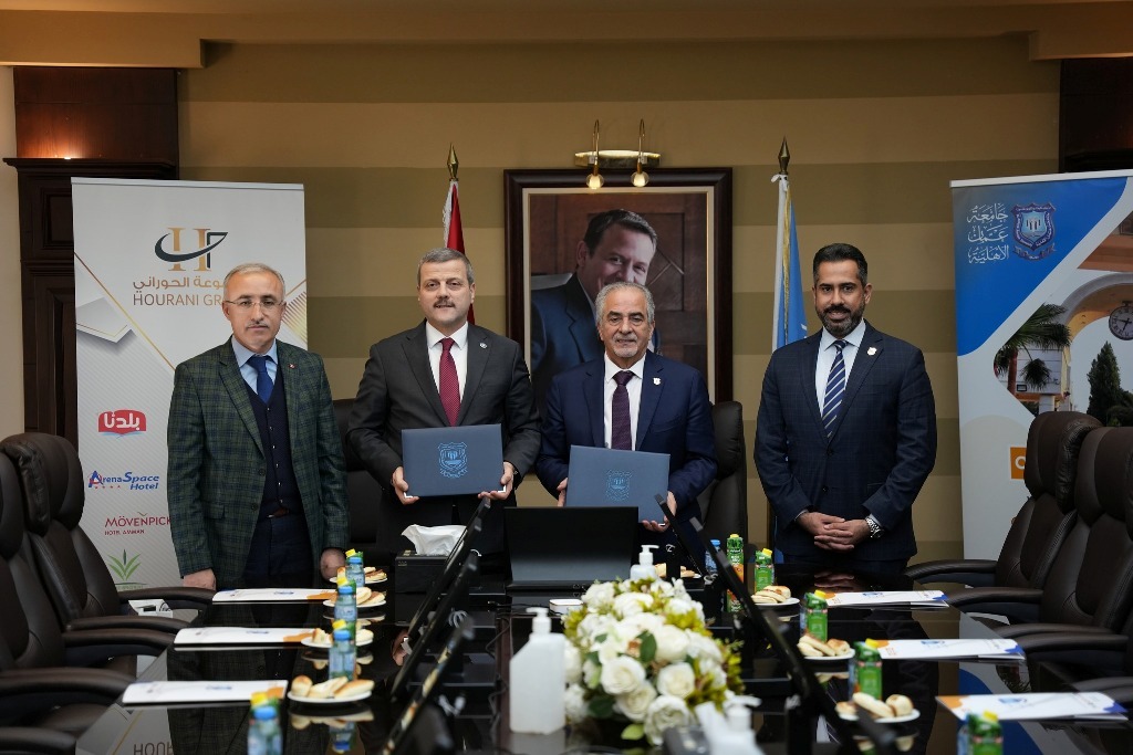 Madar Al-Saa Images 0.417757980973797