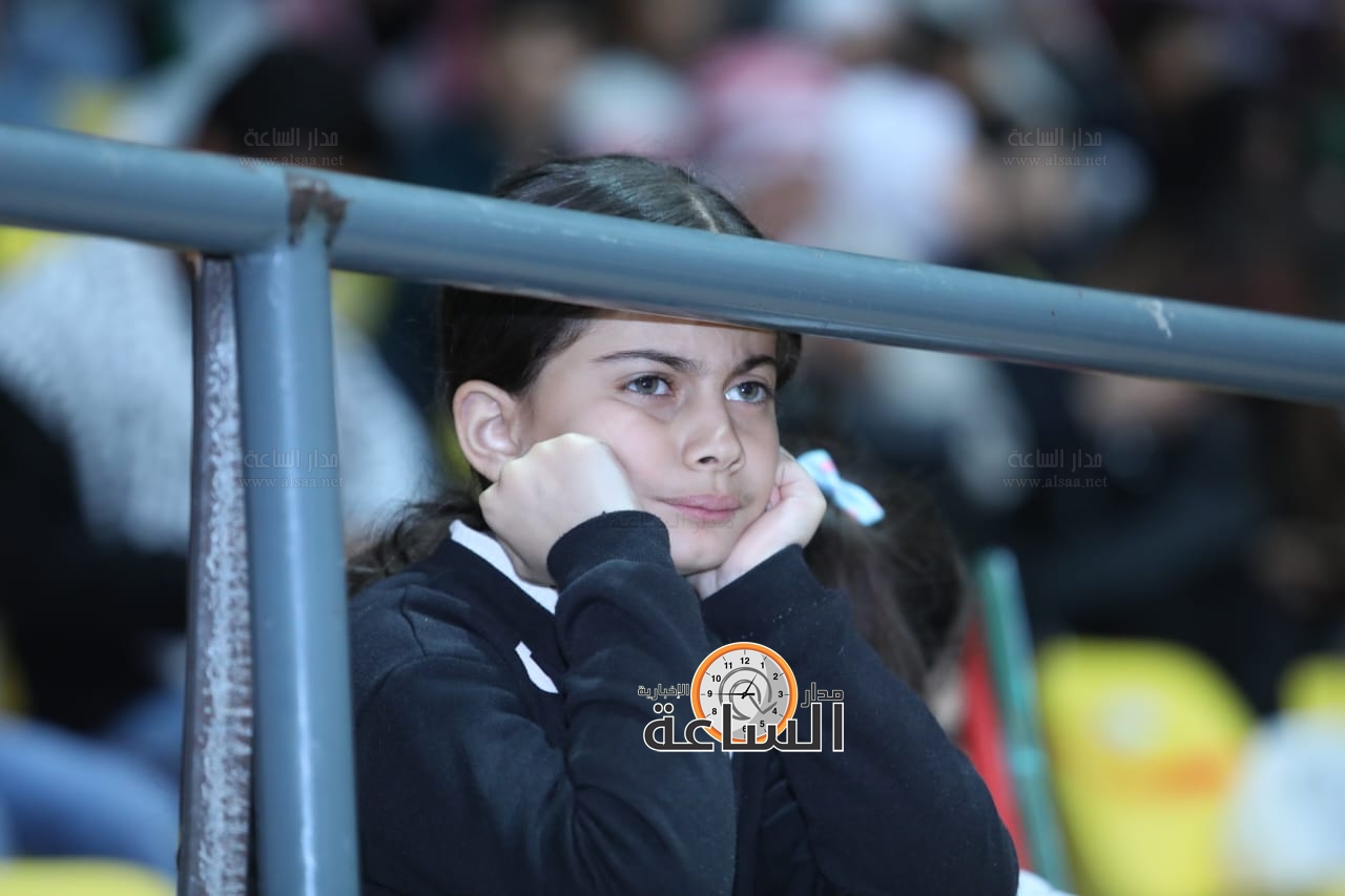 Madar Al-Saa Images 0.8021643511970991