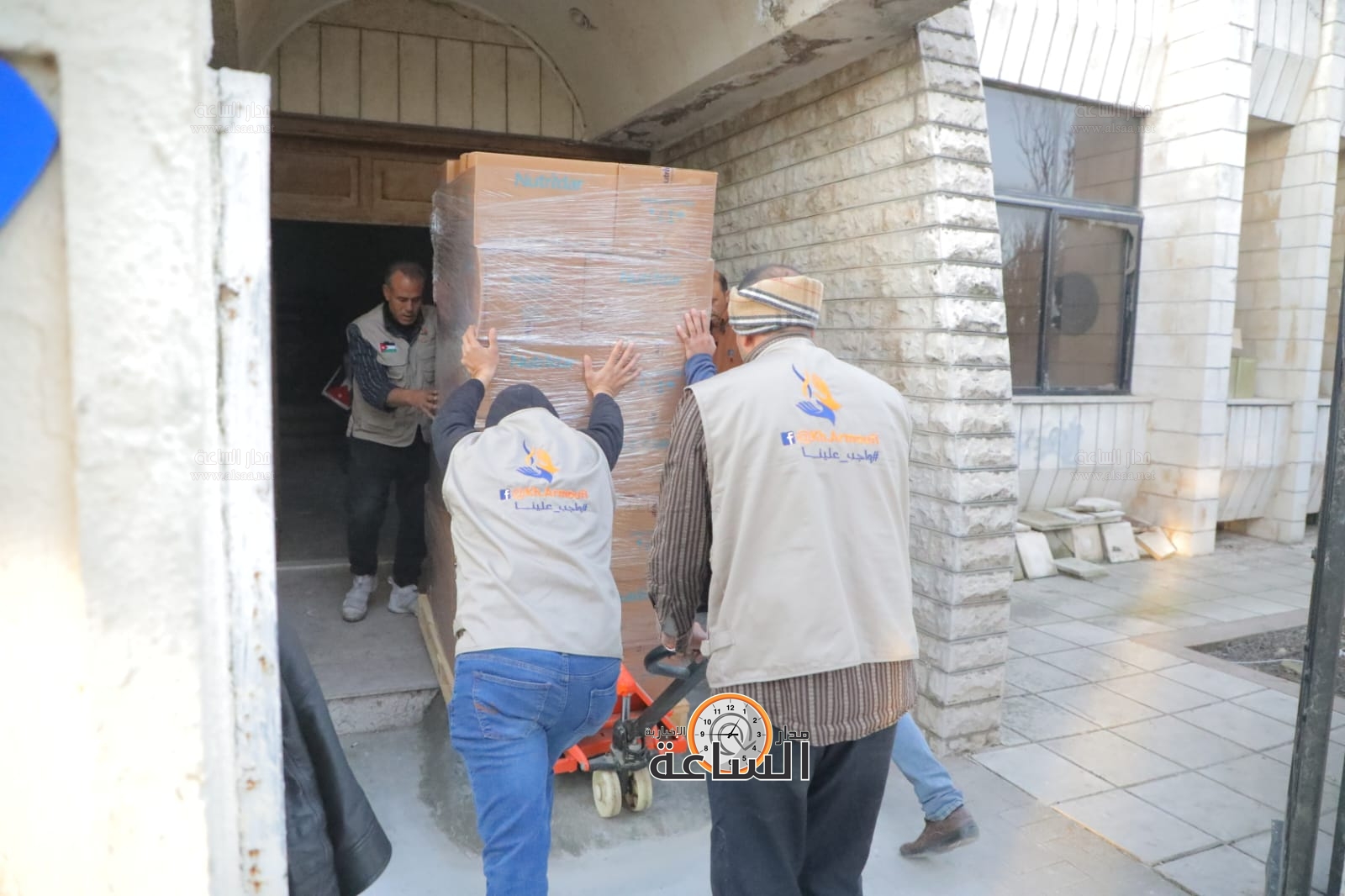 Madar Al-Saa Images 0.087092366767894