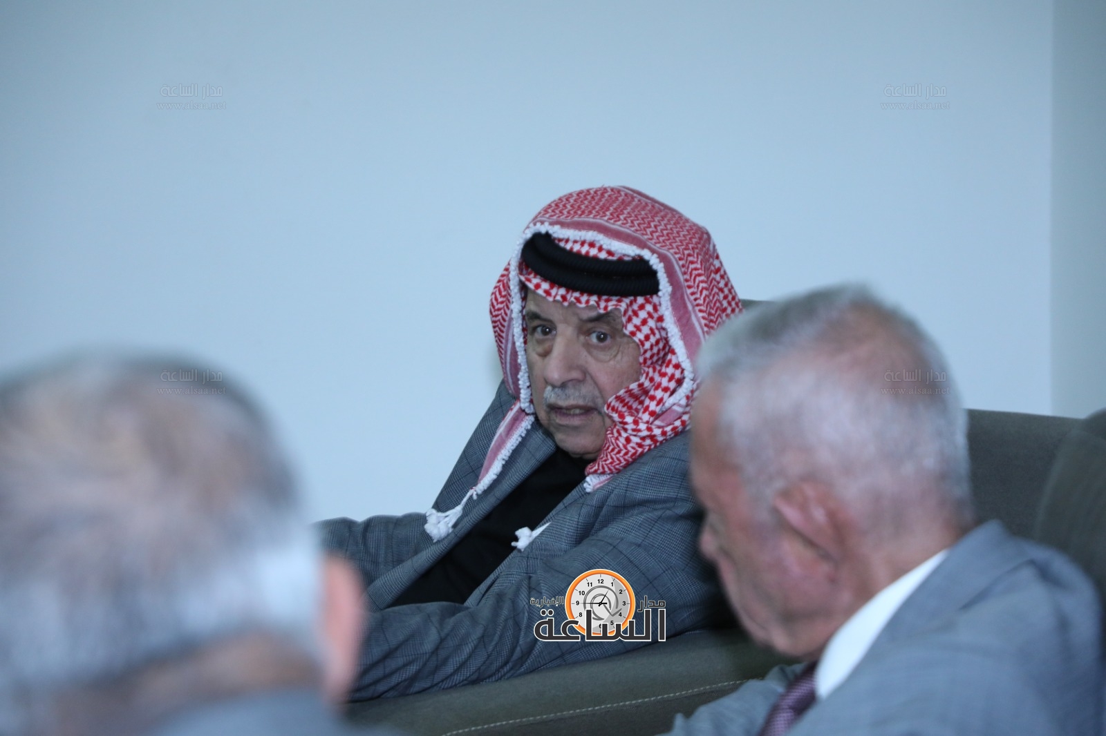 Madar Al-Saa Images 0.5720919626252663