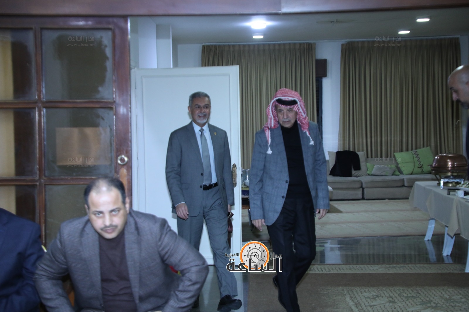 Madar Al-Saa Images 0.6160272254033967