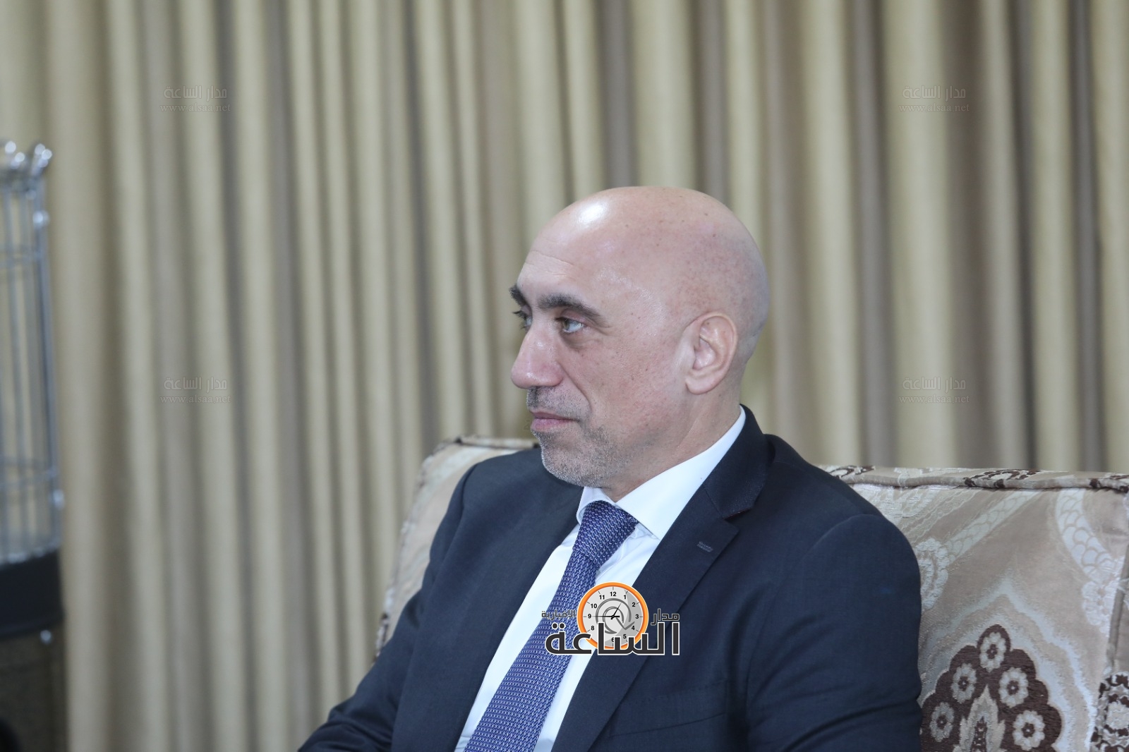 Madar Al-Saa Images 0.6009248596720975