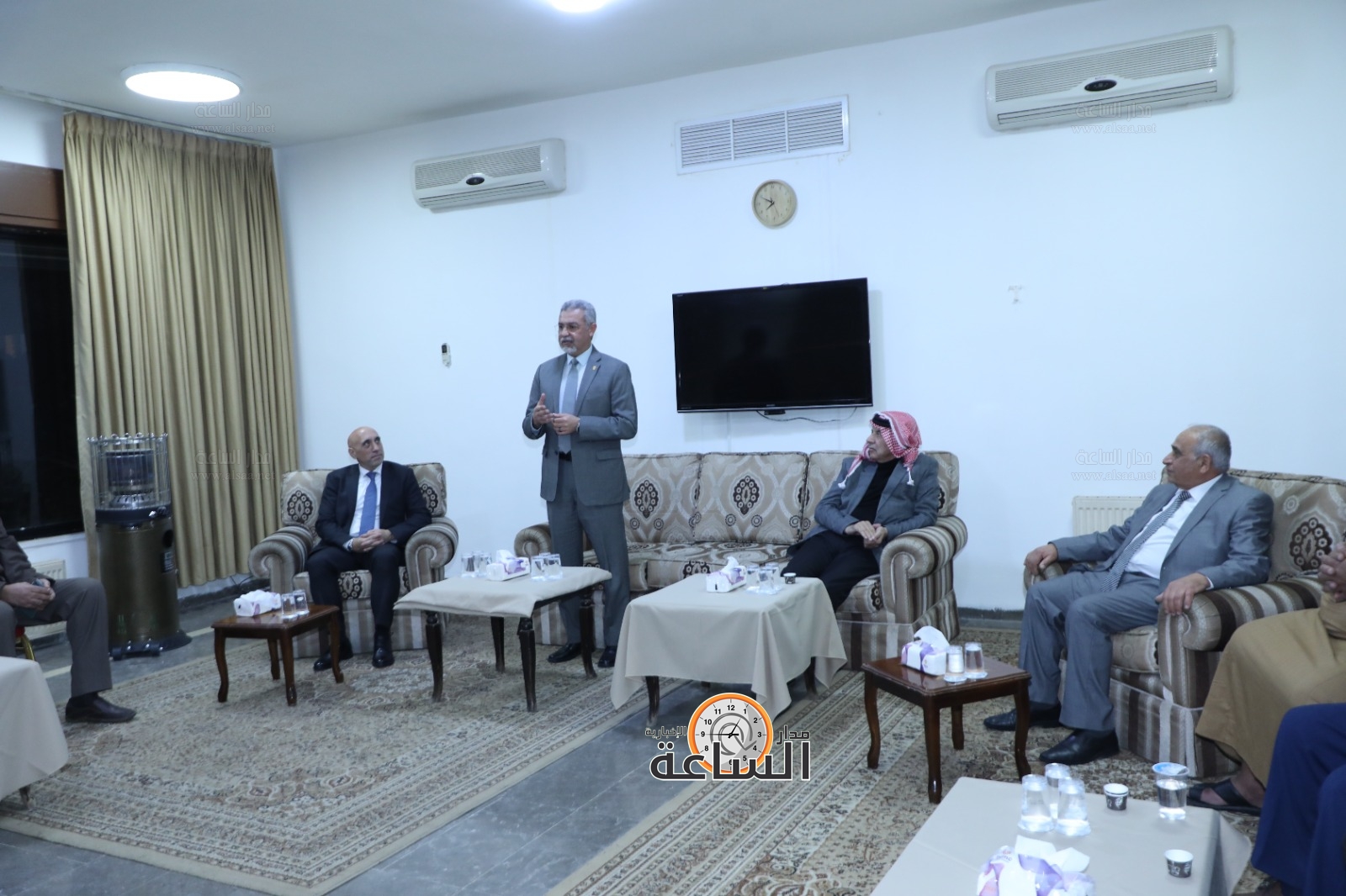 Madar Al-Saa Images 0.8195860930357863