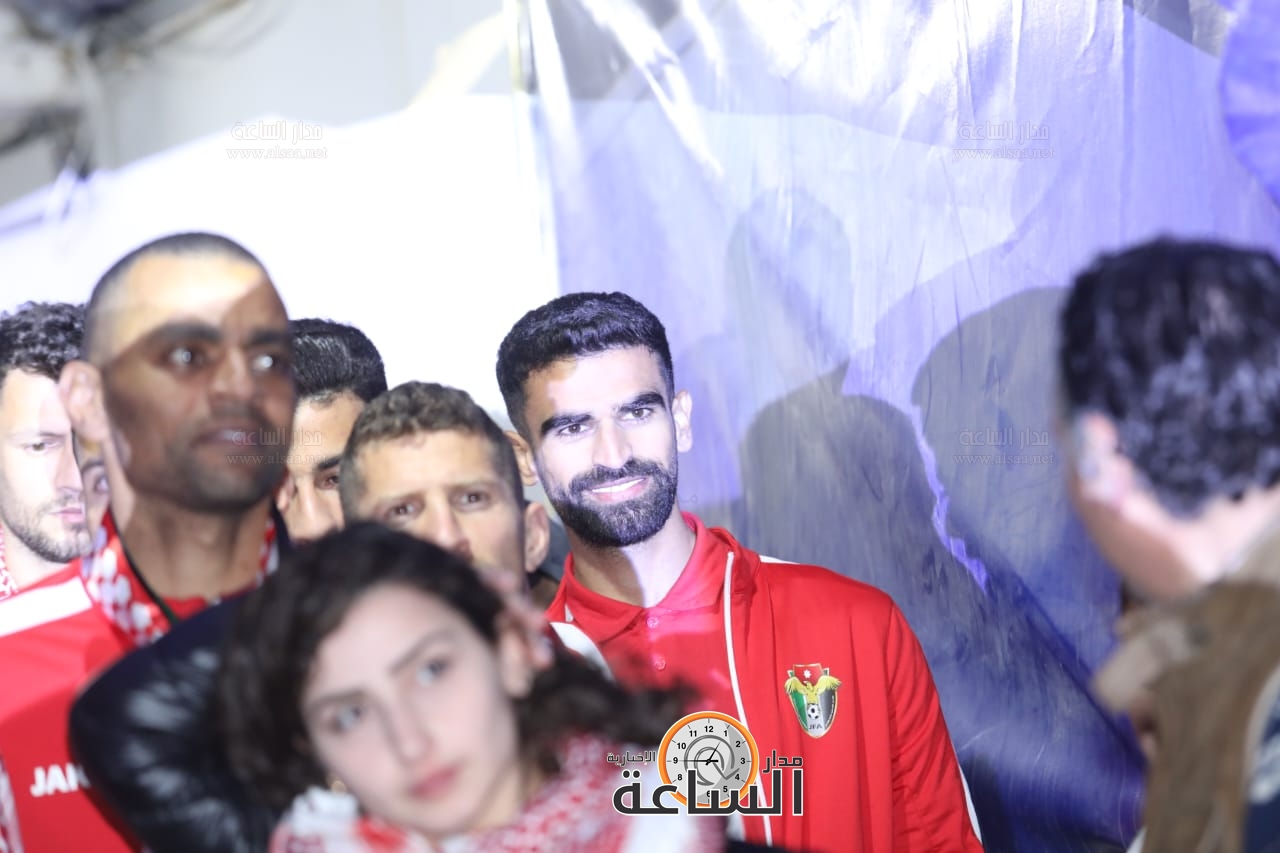 Madar Al-Saa Images 0.8890332060245392