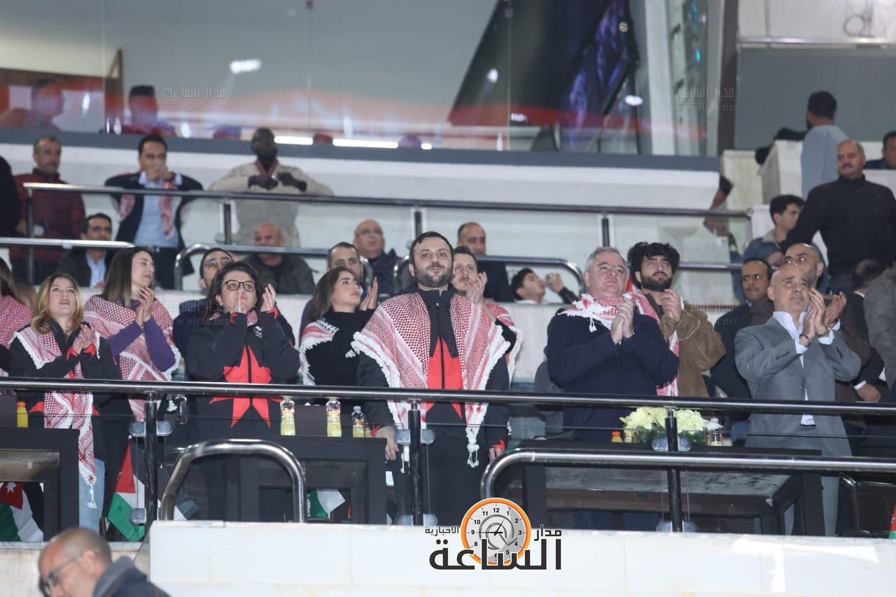 Madar Al-Saa Images 0.46752372990772684