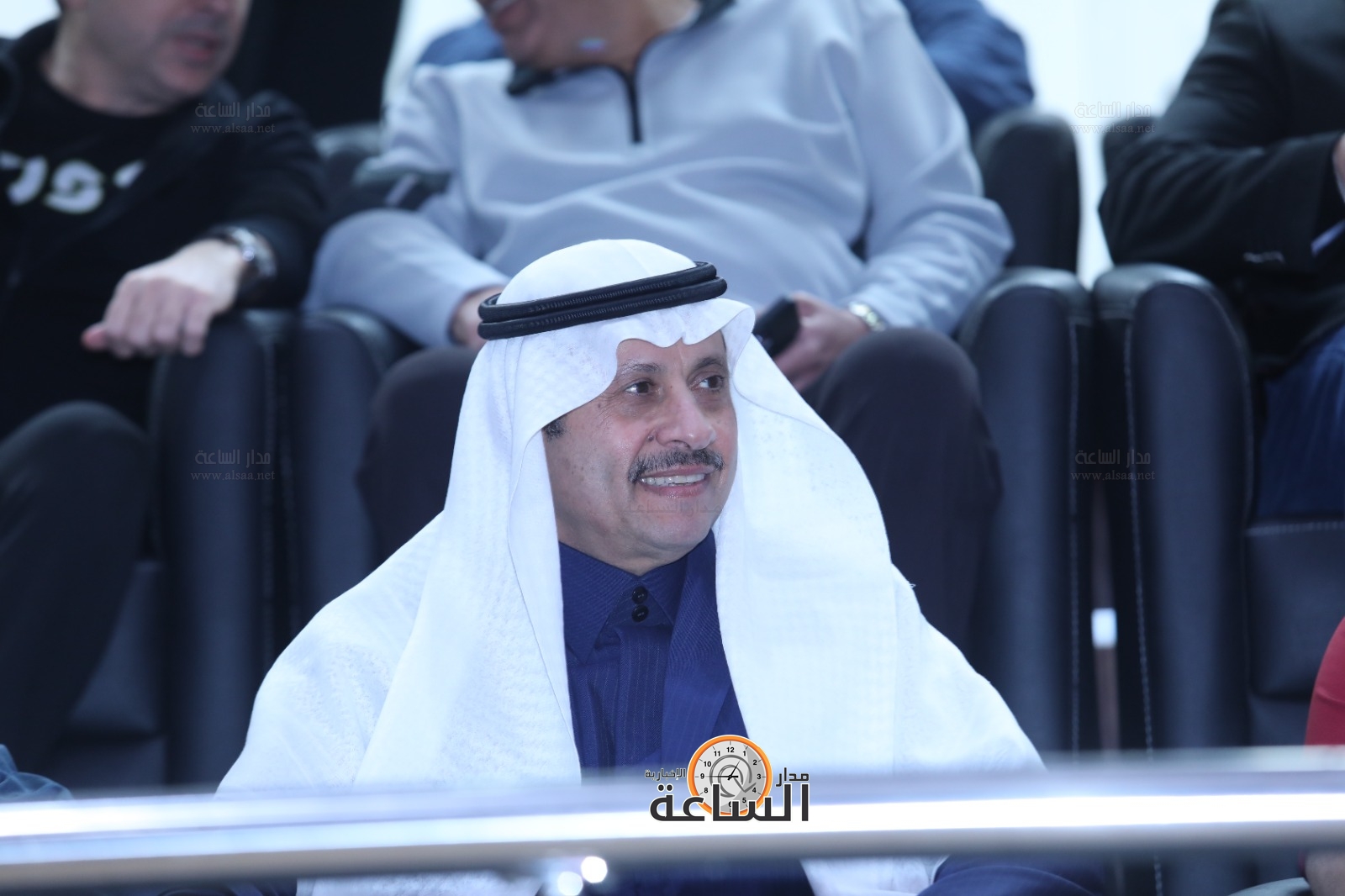 Madar Al-Saa Images 0.590677456772357