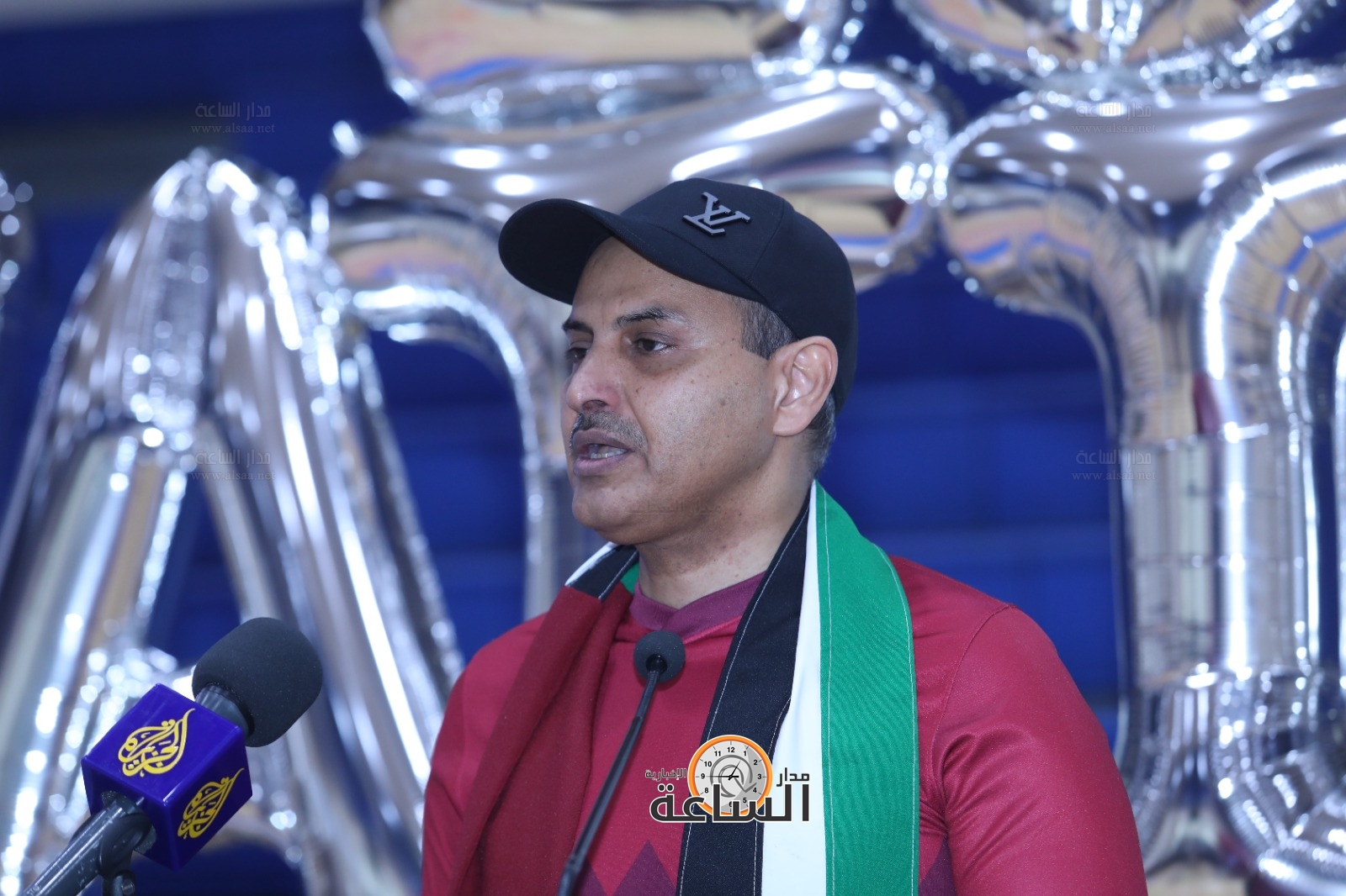 Madar Al-Saa Images 0.5608602688145792