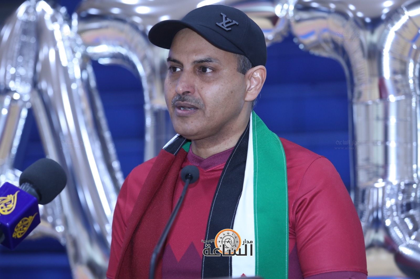 Madar Al-Saa Images 0.9588894626236075