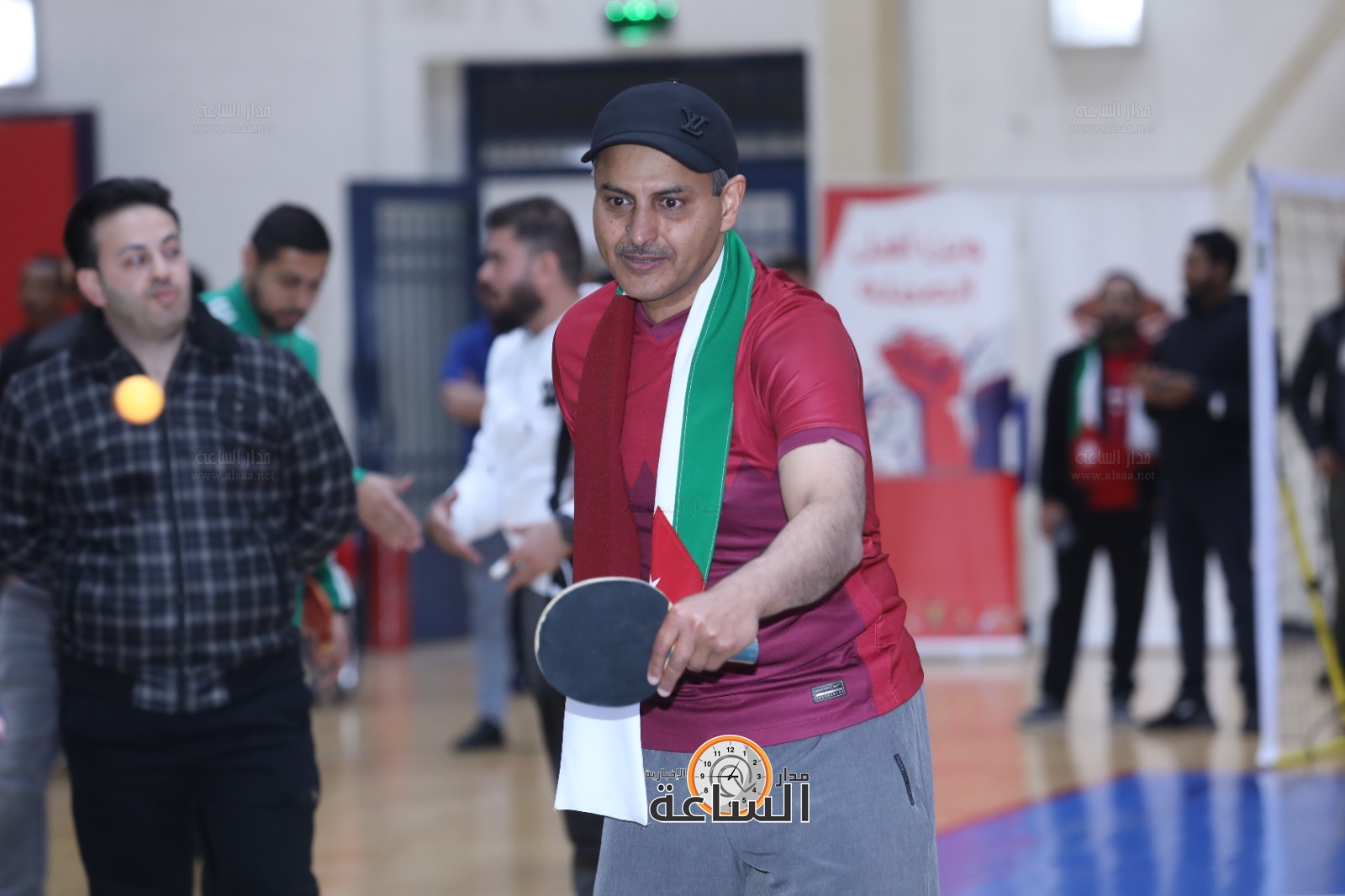 Madar Al-Saa Images 0.4215136172407328