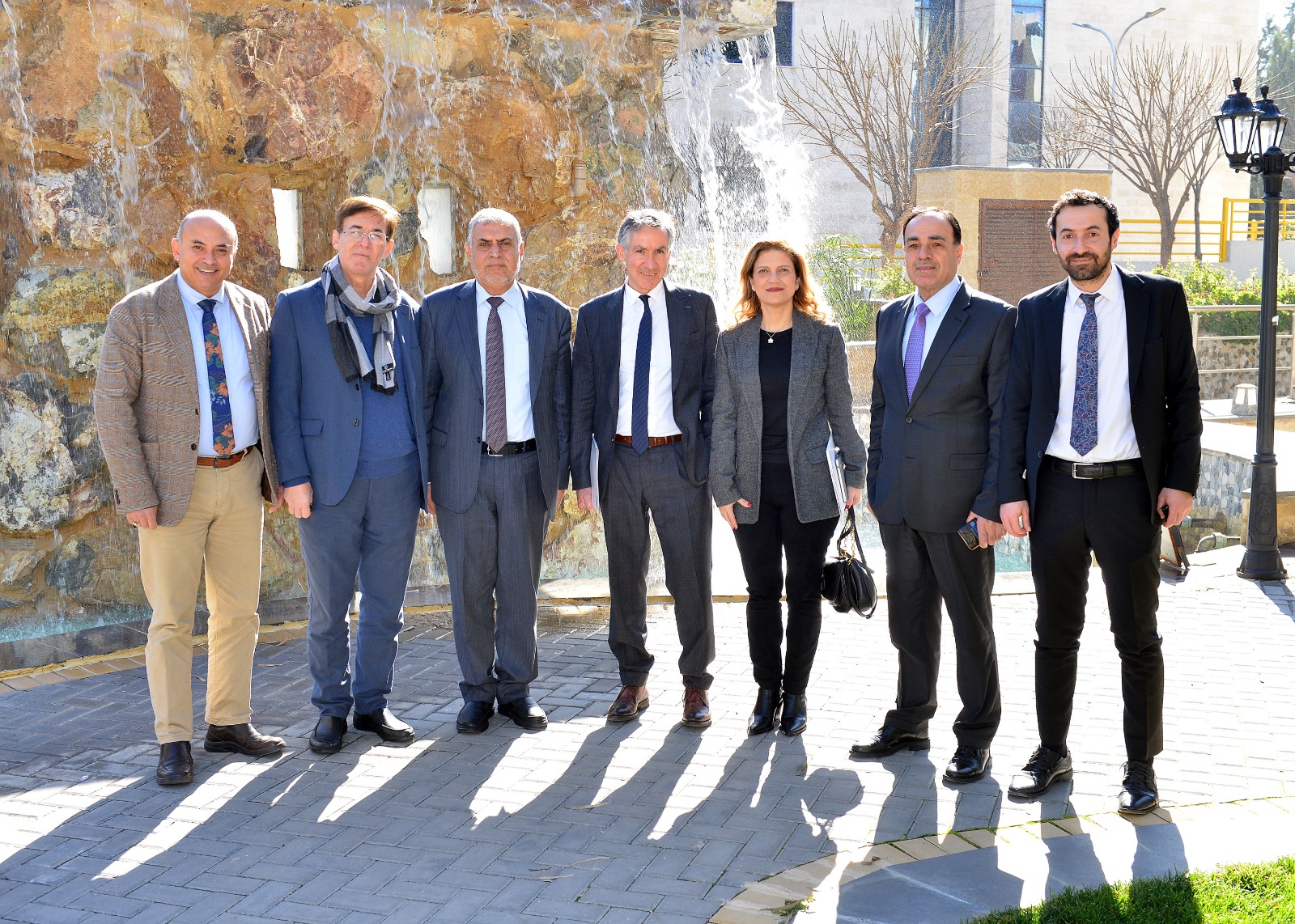 Madar Al-Saa Images 0.6094516583290805