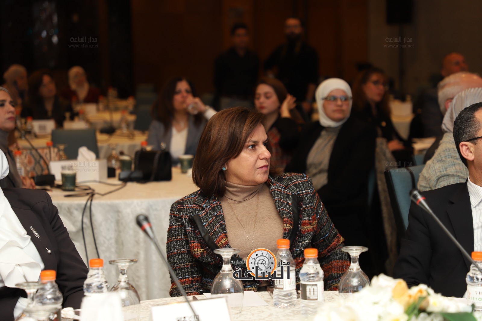 Madar Al-Saa Images 0.07458344020302055