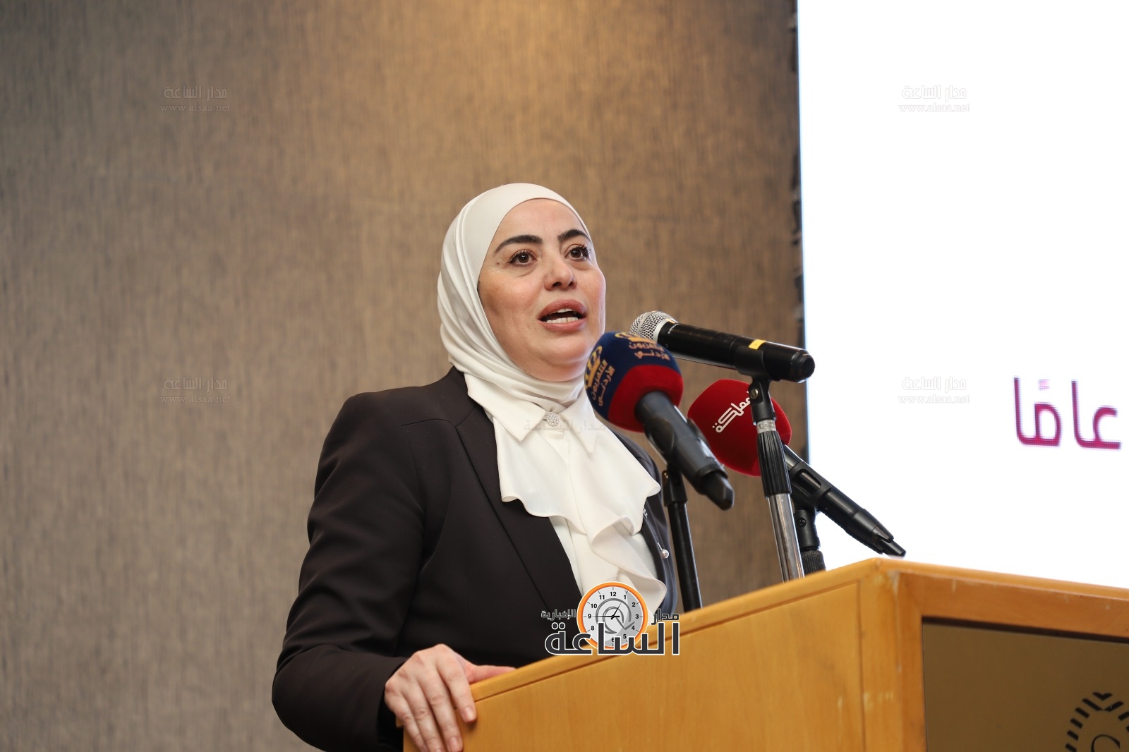 Madar Al-Saa Images 0.8427831803896779