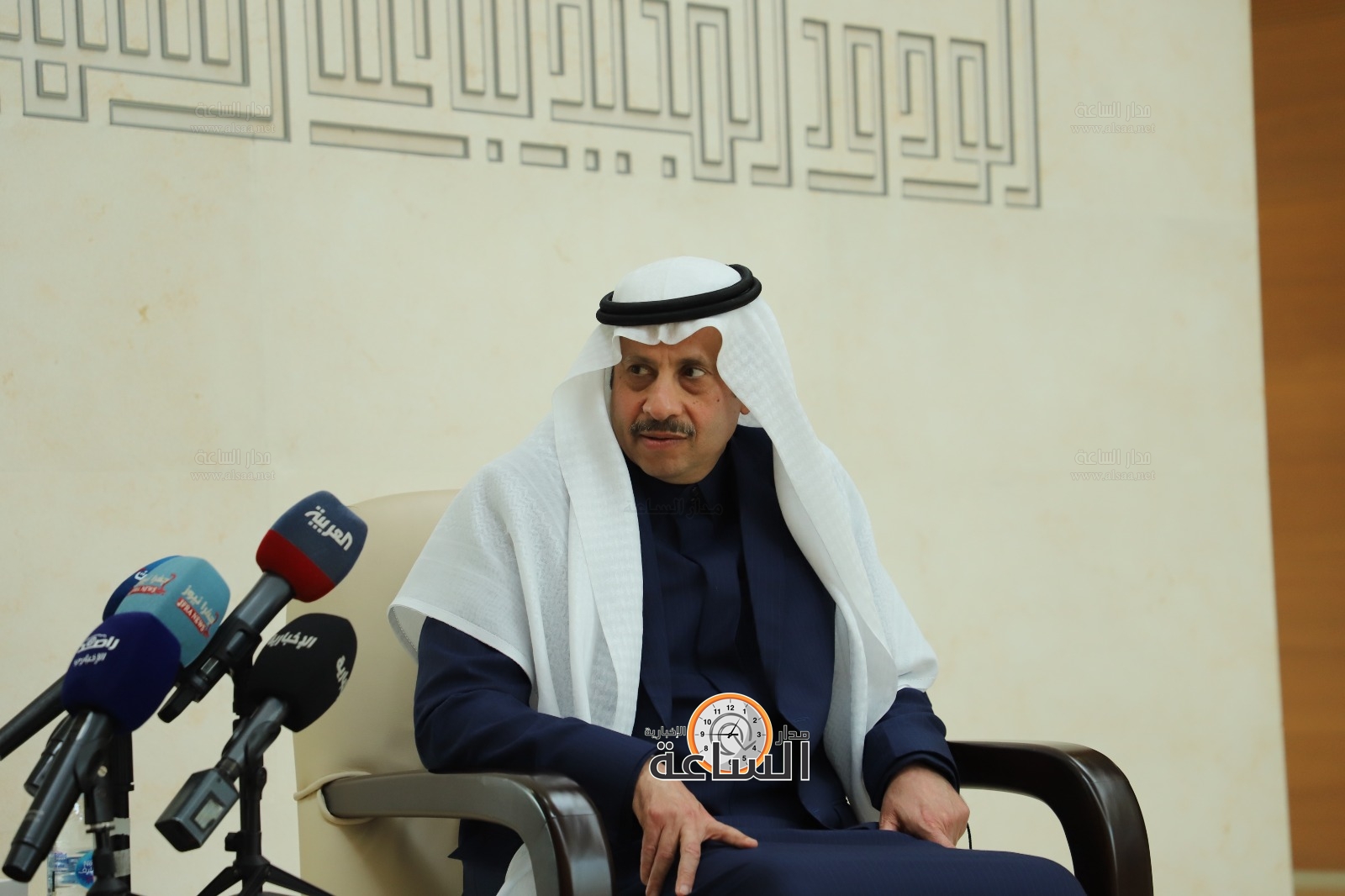 Madar Al-Saa Images 0.30033212175827506