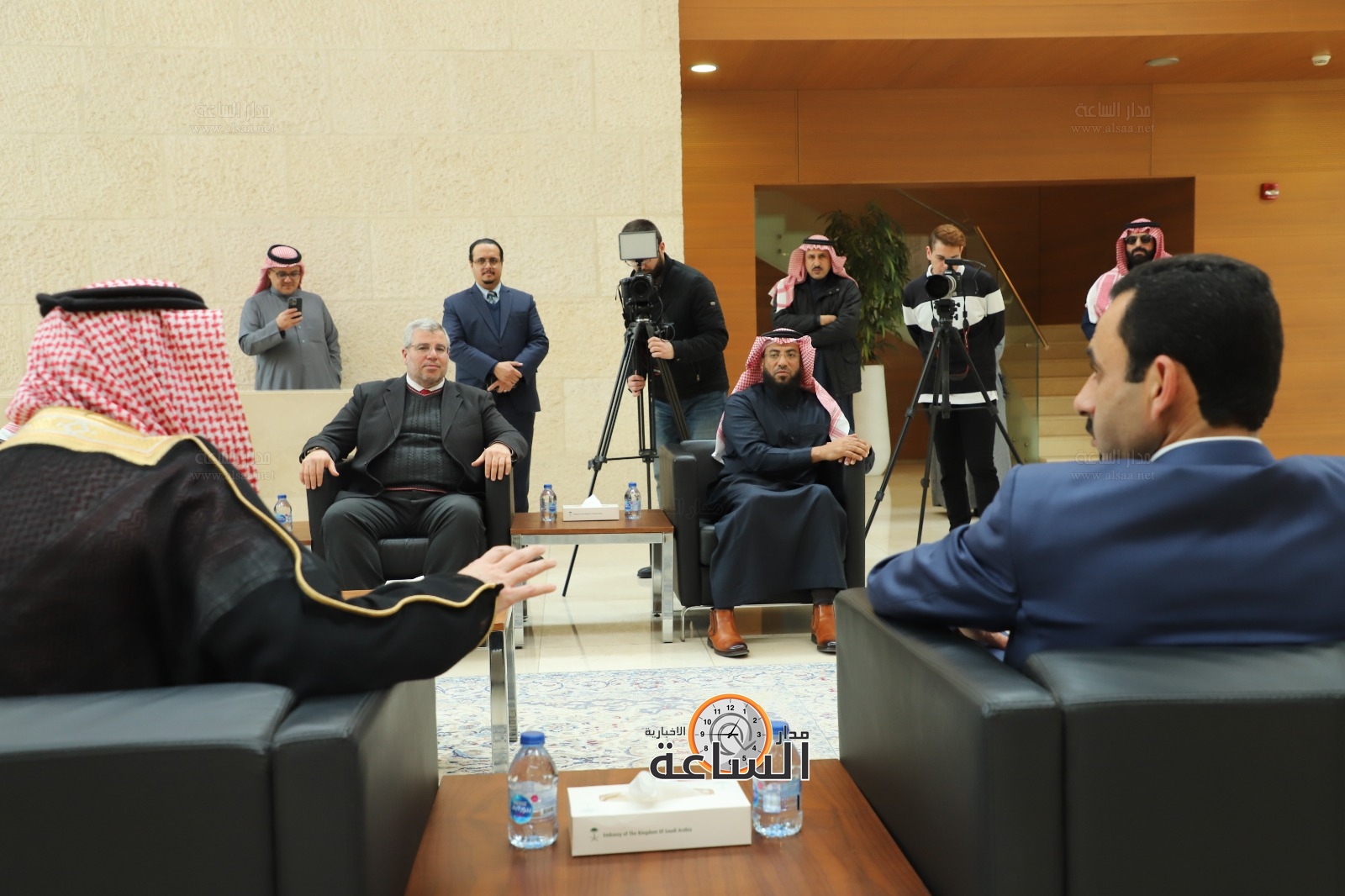 Madar Al-Saa Images 0.7044382712955615