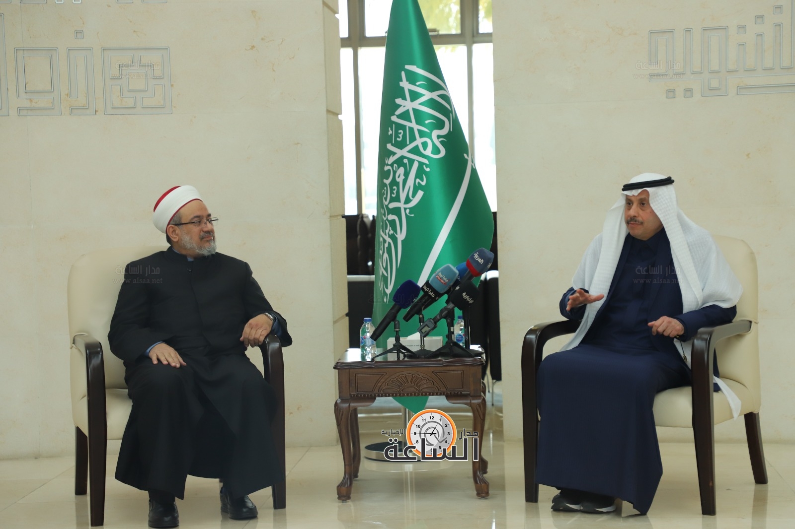 Madar Al-Saa Images 0.8578945169223562