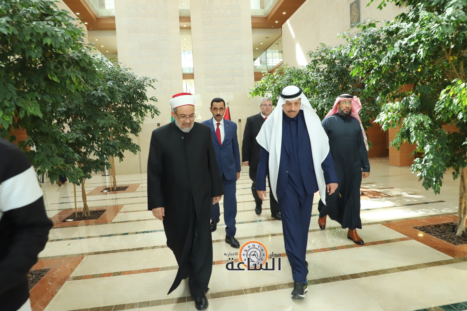 Madar Al-Saa Images 0.027222678073025808