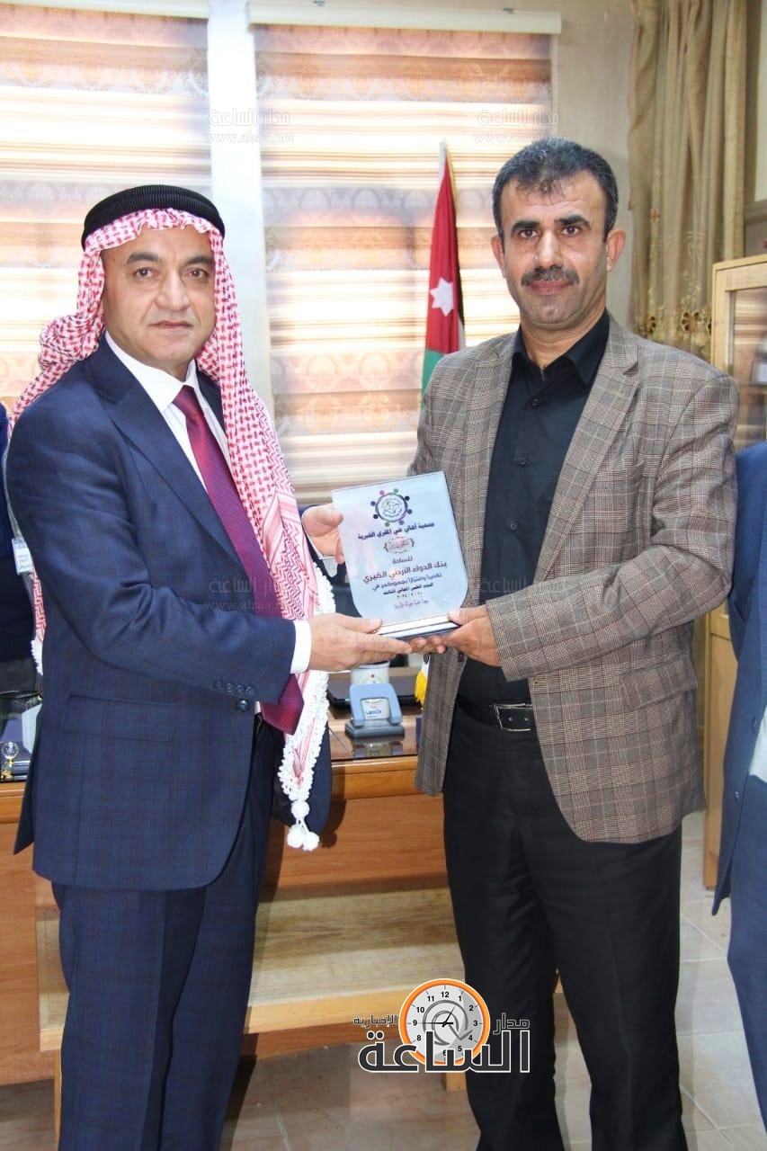 Madar Al-Saa Images 0.7585914270462373