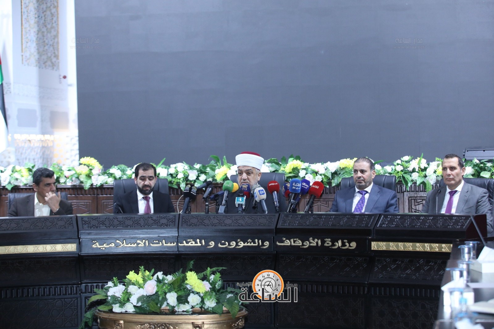 Madar Al-Saa Images 0.46008493121082816