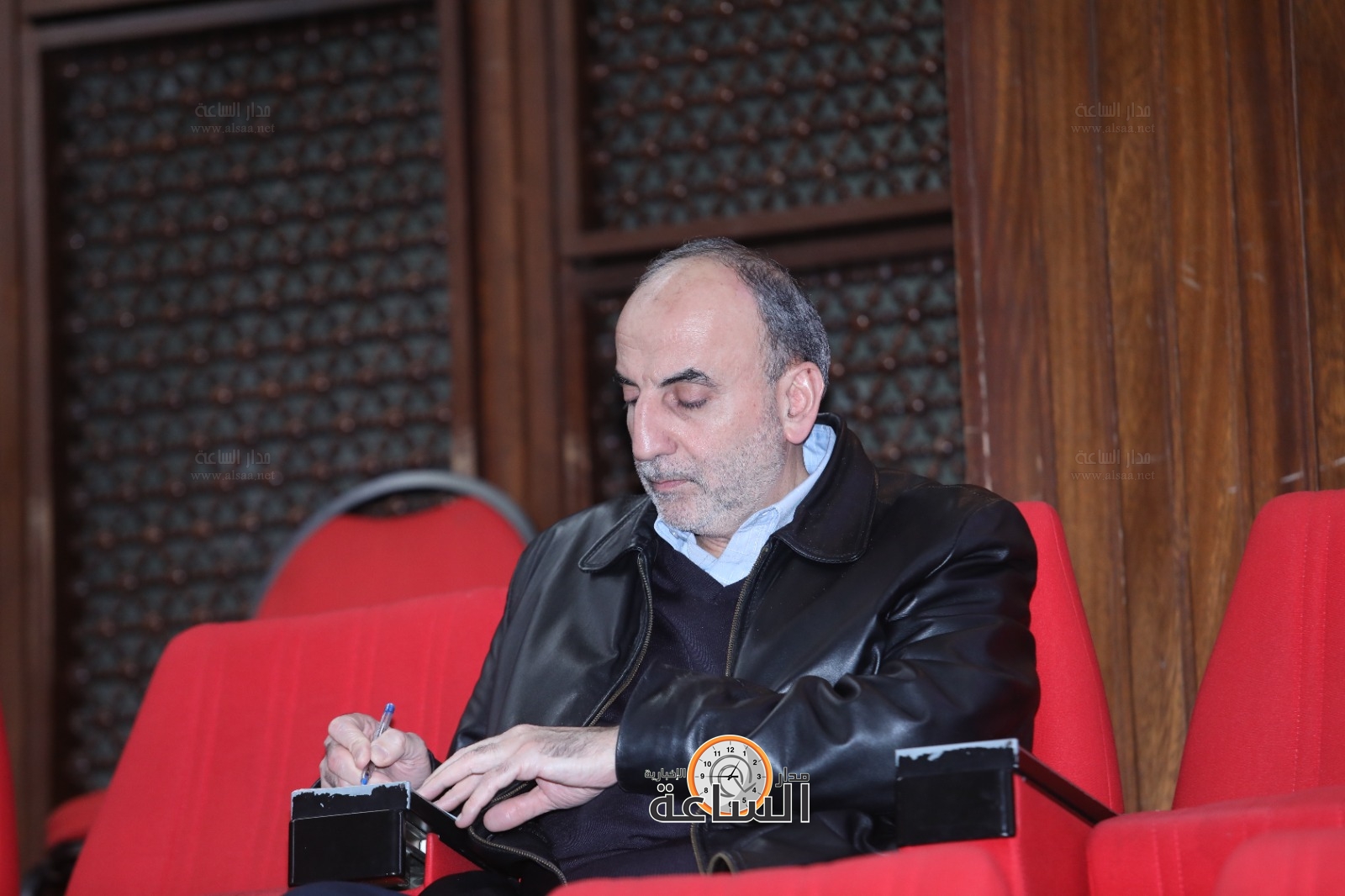 Madar Al-Saa Images 0.36646882451959617