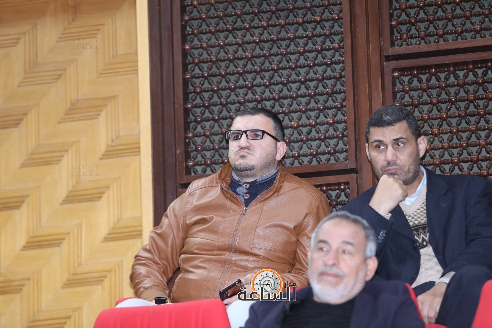 Madar Al-Saa Images 0.4961721736746505