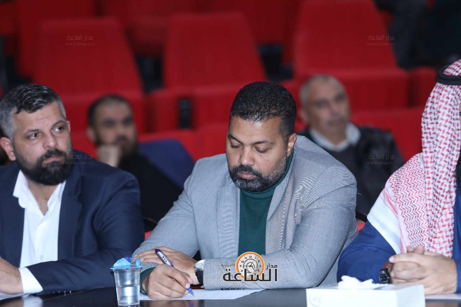 Madar Al-Saa Images 0.11645662140506596