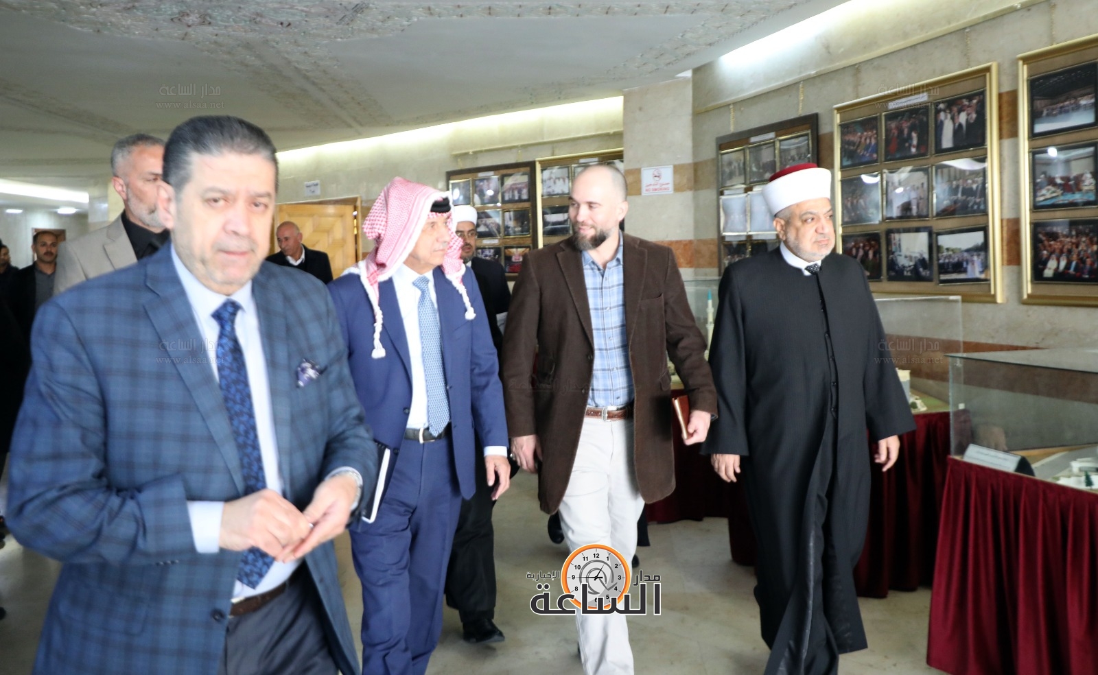 Madar Al-Saa Images 0.7393532545293504