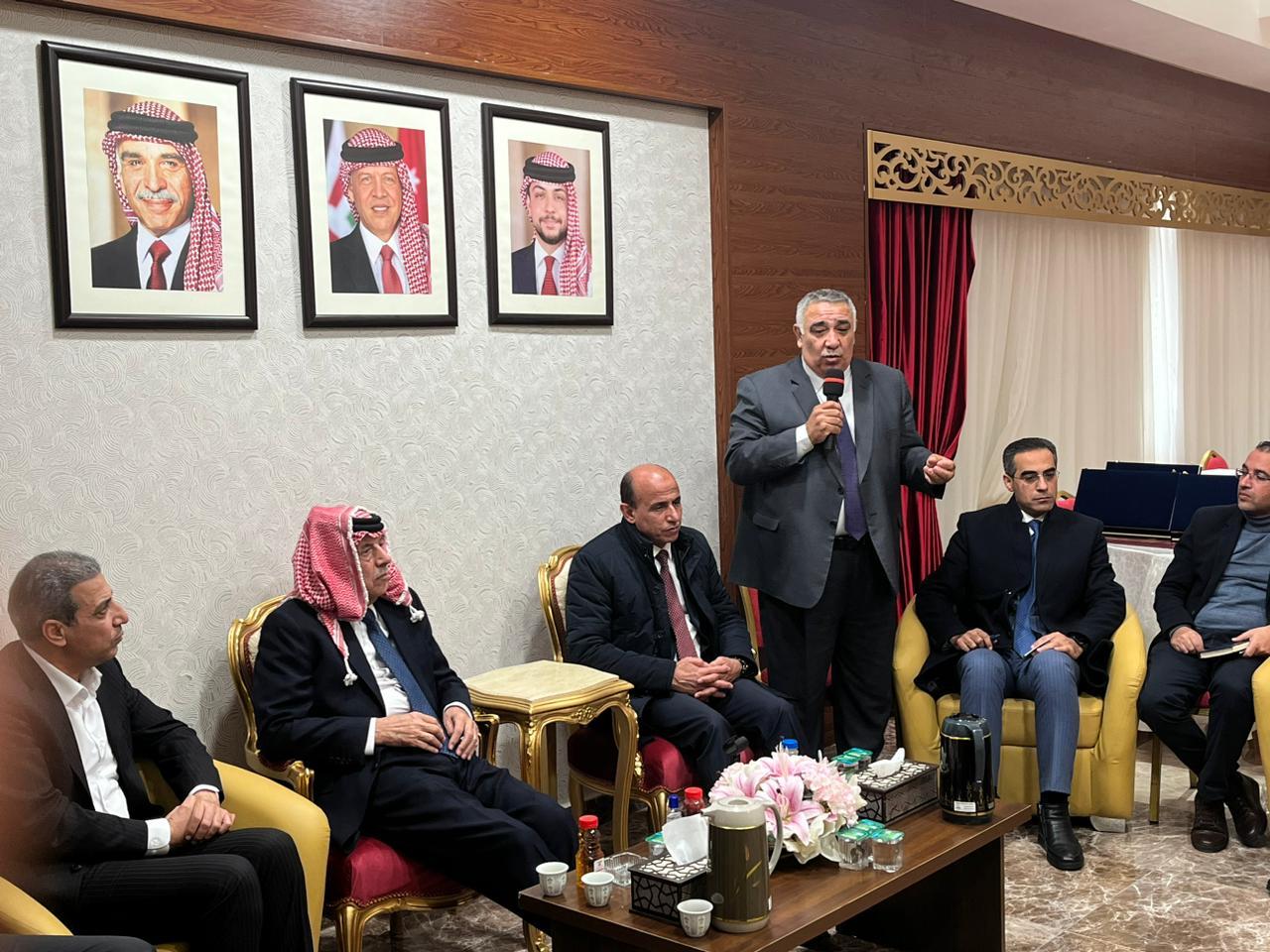 Madar Al-Saa Images 0.4283131231712971