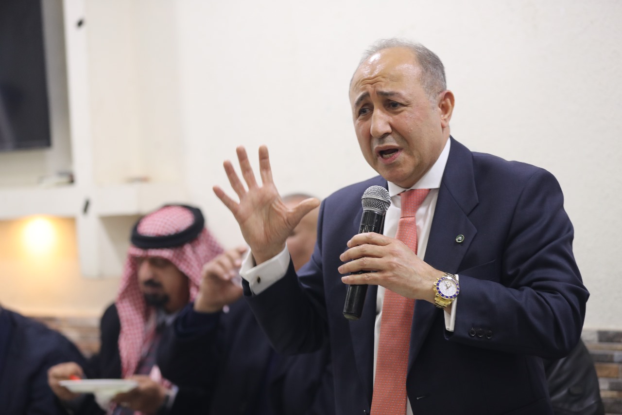 Madar Al-Saa Images 0.4421459675057253