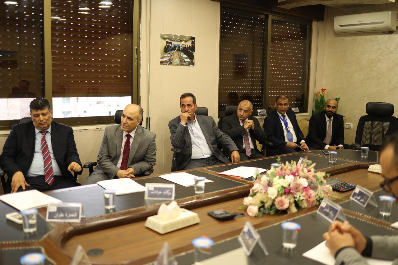 Madar Al-Saa Images 0.4870062980940848