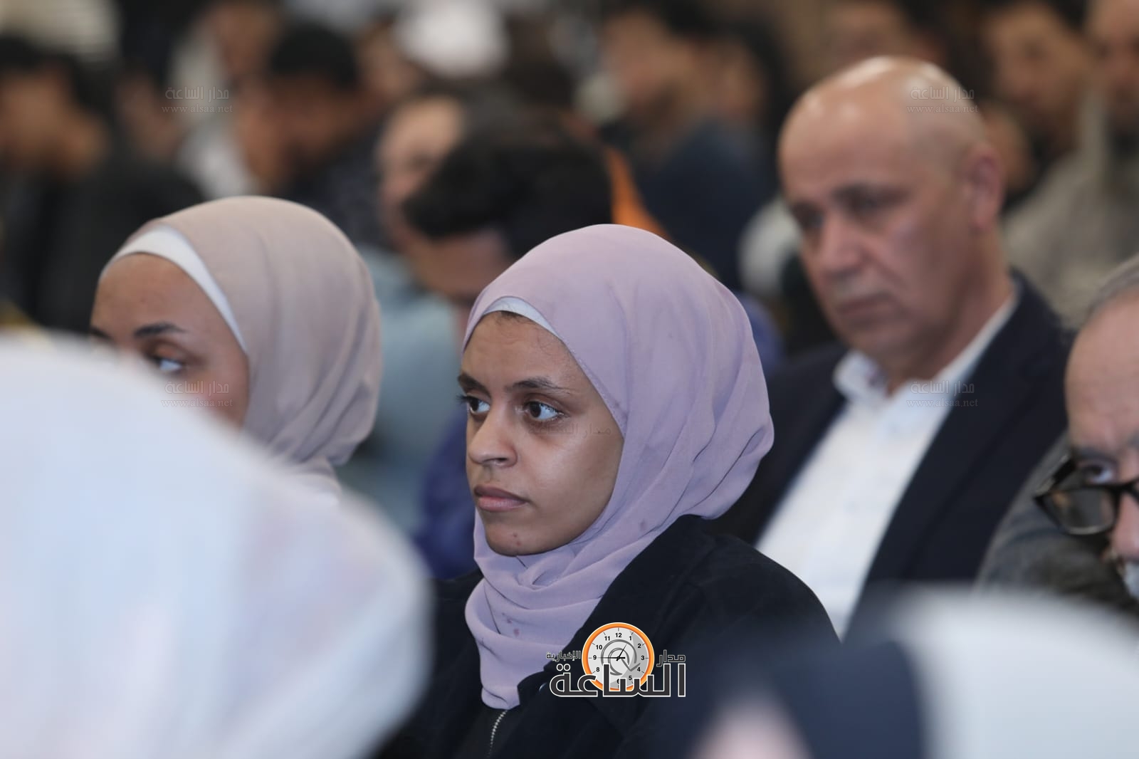 Madar Al-Saa Images 0.3813557850588172