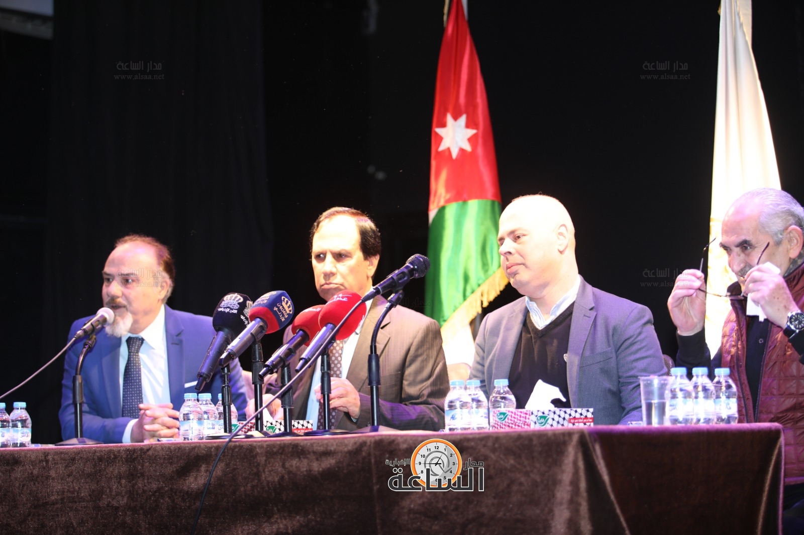 Madar Al-Saa Images 0.28661170305346784