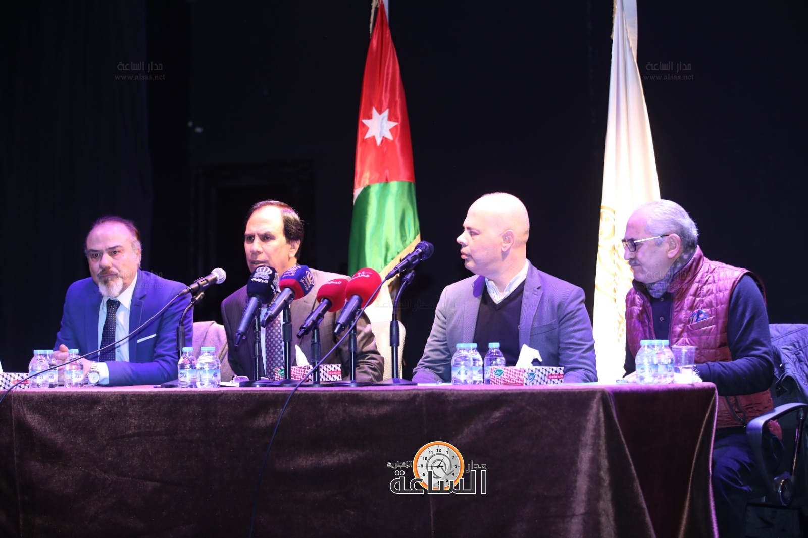 Madar Al-Saa Images 0.5928979882188519