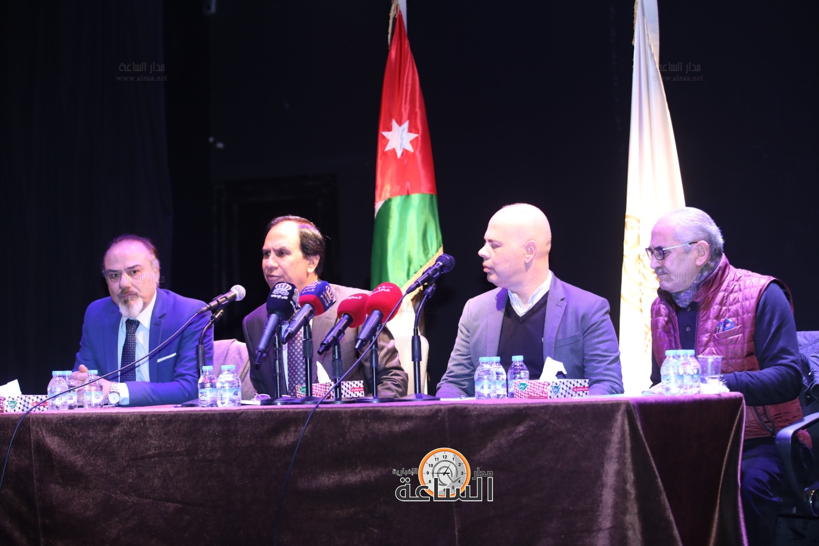 Madar Al-Saa Images 0.1873430904847868