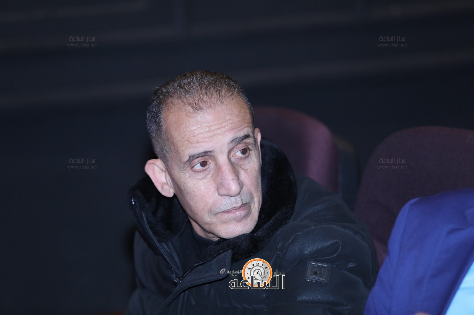 Madar Al-Saa Images 0.747093444173565