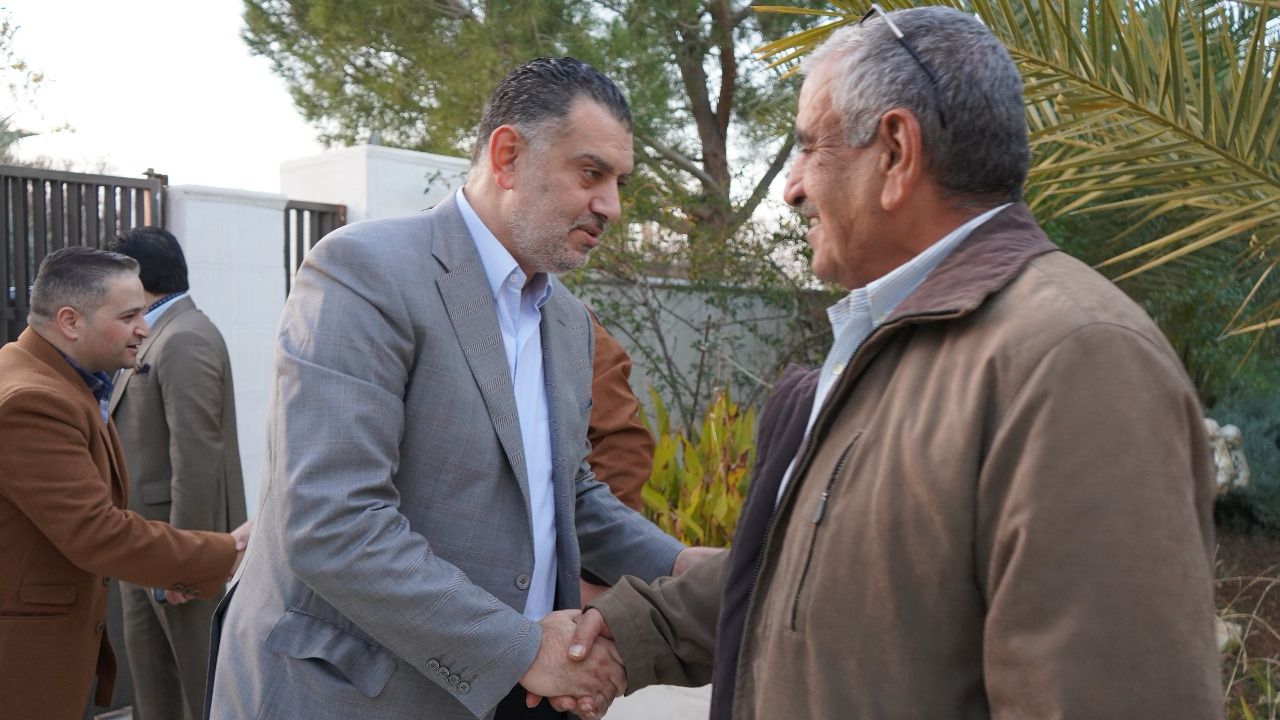 Madar Al-Saa Images 0.12861188968621162