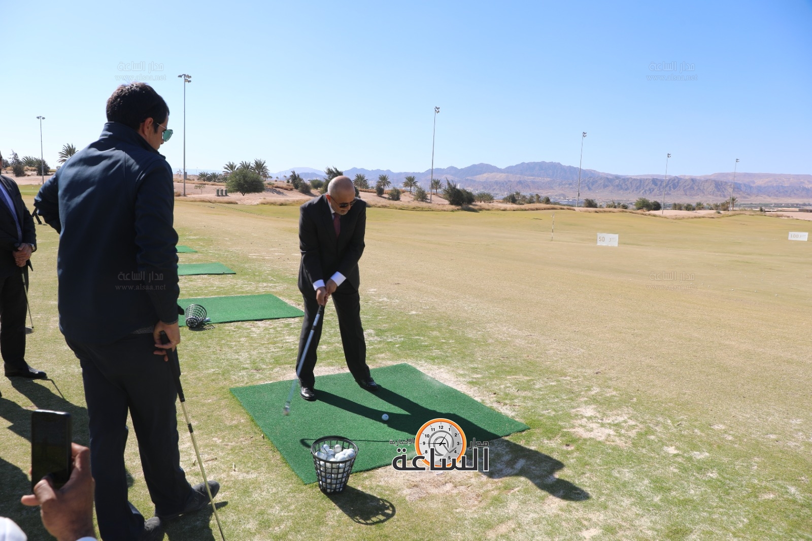 Madar Al-Saa Images 0.16585410908459663