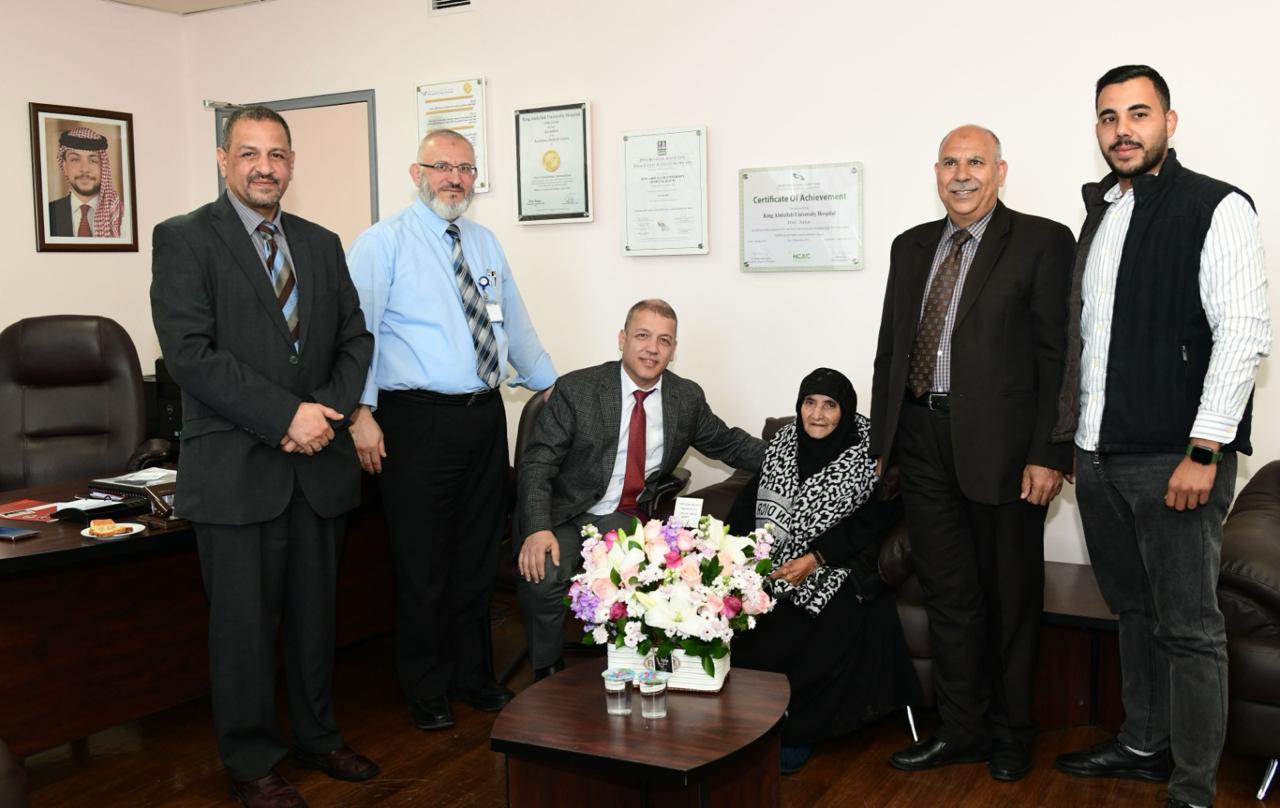 Madar Al-Saa Images 0.6601534495028543