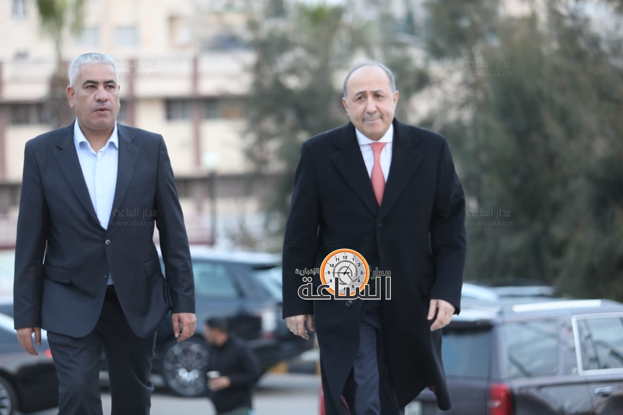 Madar Al-Saa Images 0.3847118420487585