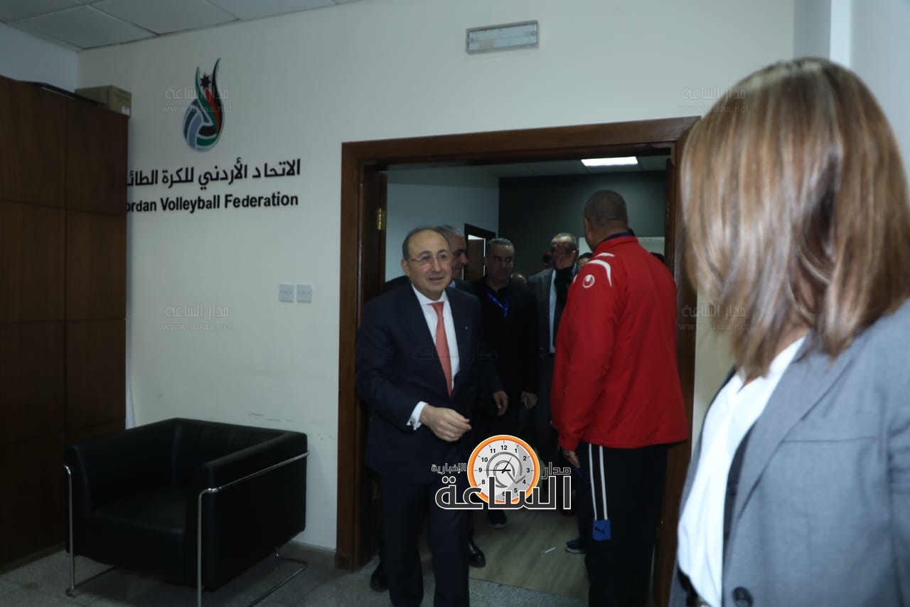 Madar Al-Saa Images 0.6225761591408596