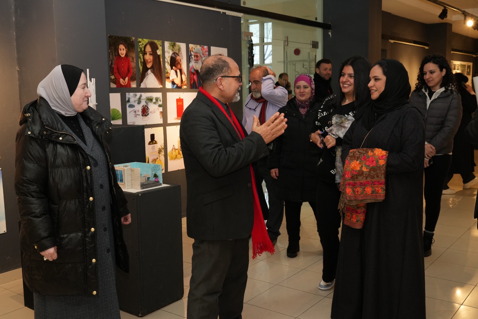 Madar Al-Saa Images 0.7214473456056818